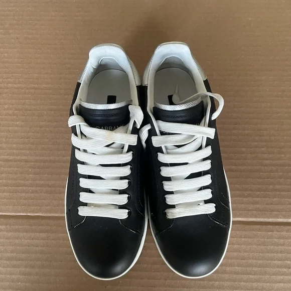 Dolce & Gabbana Sneakers - Picture 1 of 6